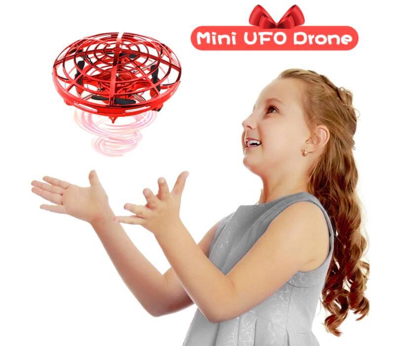 Hand controlled shops ufo flying toy